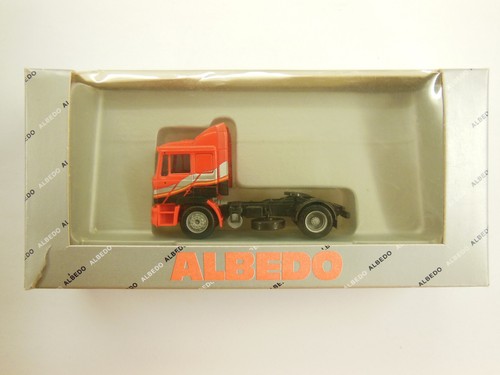 Albedo man zugmaschine rot - zugmaschine,