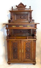 Gründerzeit Vertiko mit offenem Mittelteil und Galerie, Nussbaum, Berlin um 1880