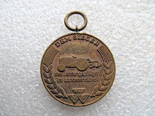 alte Medaille - MF Traktor