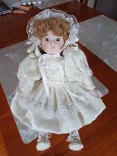 Puppe, die Braut, eine