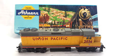 ??Athearn Diesellokomotive  UNION PACIFIC 2056 HO Lichtfunktion Diesellok 4611
