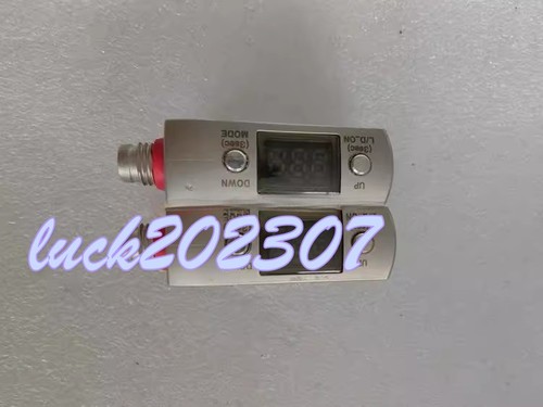 1pc used keyecne zb100cp - 1pc, lr-zb100cp