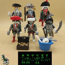 Playmobil Crew Geisterpiratenschiff - sie leuchten im Dunkeln - Skelette