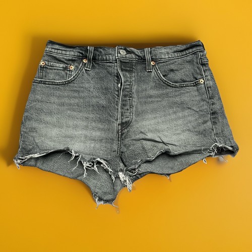 Levi 501 hotpant destroyed - 501,