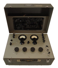 Thermometer Test Set Ratiometer Type Cat. No. 1957 by Bryans Aeroquipment LTD
