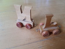 BUCHSTABENZUG Namenszug Holz Zug natur, Anhänger, N und L