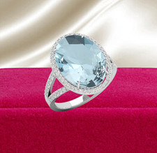 Lab Grown Oval Blue Aquamarin