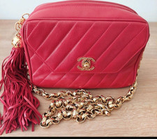 CHANEL Schultertasche rot