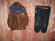 Outfit Lupilu Teddyjacke Ohren Feuerwehrauto + Jeans Jogger  blau  Grösse 86/92