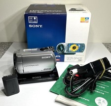 Sony Handycam DCR-SR42E Boxed