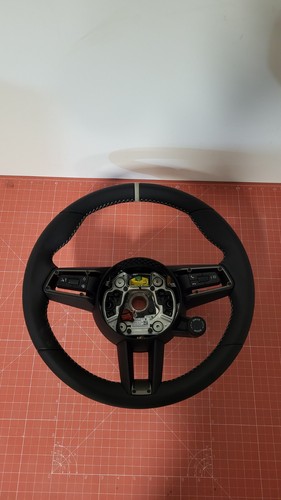 Porsche taycan sportlenkrad - gt,