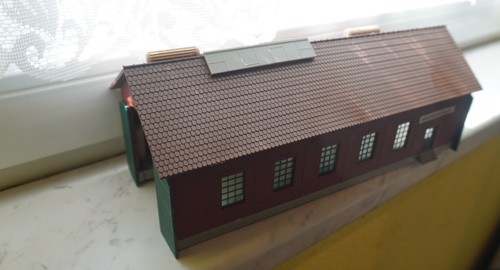 Modelleisenbahn lokschuppen - modelleisenbahn,