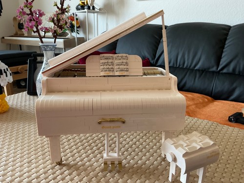 Happy build grand piano - grand,