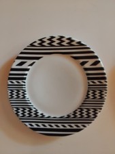 Art Werk Ysenburg Wächtersbach Kuchenteller schwarz-weiss gestreift