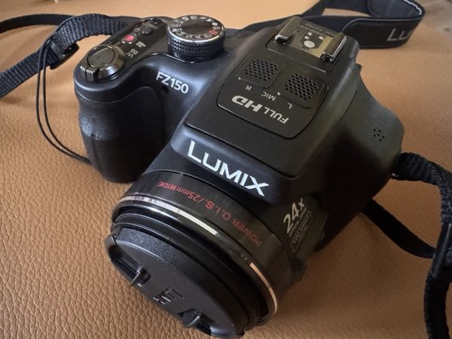 Panasonic lumix dmc fz150 - lumix, 12.1