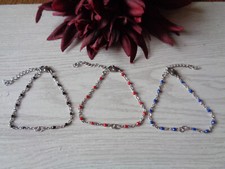 Sehr feine Armbänder