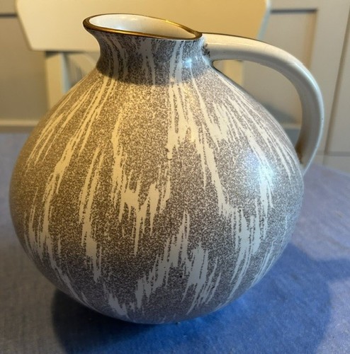 Vintage krug vase - vintage,