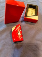 Marlboro Feuerzeug, Ferrarirot und Silber, mit Verpackung, unbenutzt