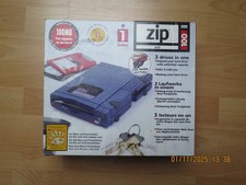IOMEGA ZIP externes SCSI Laufwerk ZIP100 100 MB Z100S2 wie neu in OVP