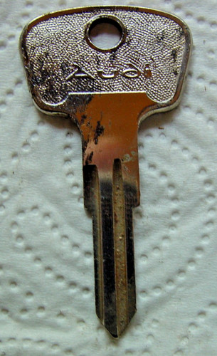 Original oldtimer audi 100 - original, c