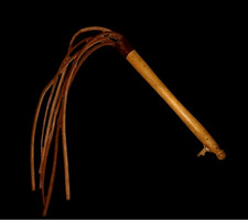 Alte Peitsche Leder Ochsenziemer mt Holzgriff 6 Stränge antik 40er Jahre WW2