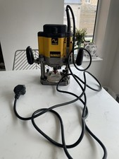 Dewalt DW625 Oberfräse 240v