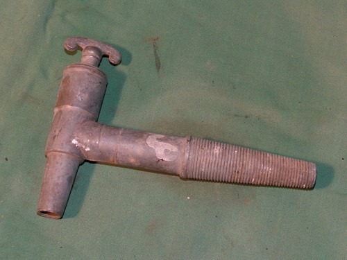 Antiker zapfhahn zinn - (b),