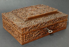 Alte geschnitzte Schatulle Holz Holzschnitzerei China Asiatika Asiatica Asien ?