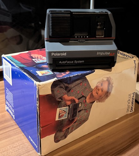 Polaroid impulse autofocus - impulse, af