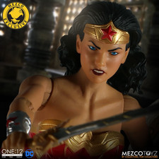 Mezco Toyz Wonder Woman 1984