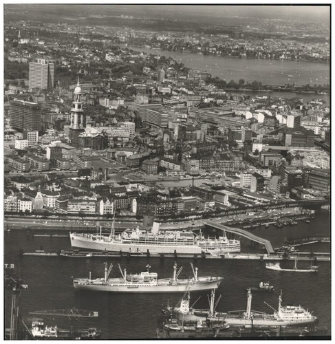 C7048 hamburg zwischen - c7048/, hafen