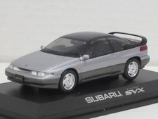Subaru SVX Alcyone in silber/schwarz Box Norev 800080 1:43 