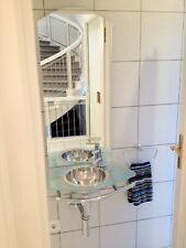 Waschtisch-Kombination mit Spiegel und Edelstahlwaschbecken
