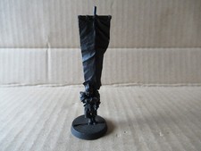 GW Herr der Ringe - Uruk Hai Standartenträger - grundiert - Zinn -