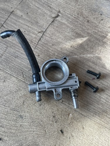 ölförderpumpe aus einer - aus,