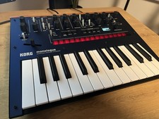 Korg Monologue, Inkl