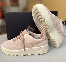 Nike Women's Air Force 1 Sage