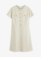 Kurzes Kleid mit leicht