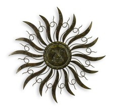 Eine Wanddekoration aus Eisen in Form einer Sonne Replikat Retro Design Dekorati