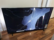 Philips 43PUS6704/12 43 Zoll Ambilight LED 4K UHD Smart TV - defekt Displaybruch