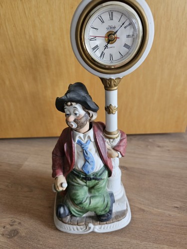 Melody motion clockpost - in,