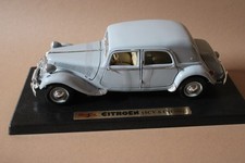 Maisto 50237 Special Edition  1:18 Modellauto 1952  Citroen 15 CV 6 Cyl grau