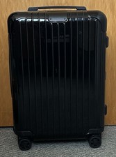 Rimowa Essential Cabin S Black