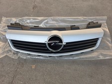 Frontgrill Opel Zafira B  GM  13136136  13150867 13150868 13136138  - 321228108