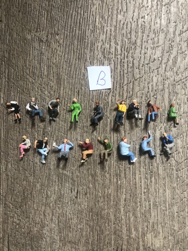 Figuren gebraucht sitzende - gebraucht,