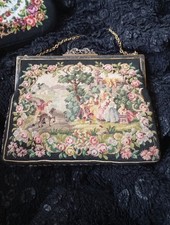 Petit Point Abendtasche