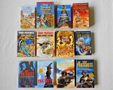 12 x Terry Pratchett - Sammlung Scheibenwelt Taschenbücher
