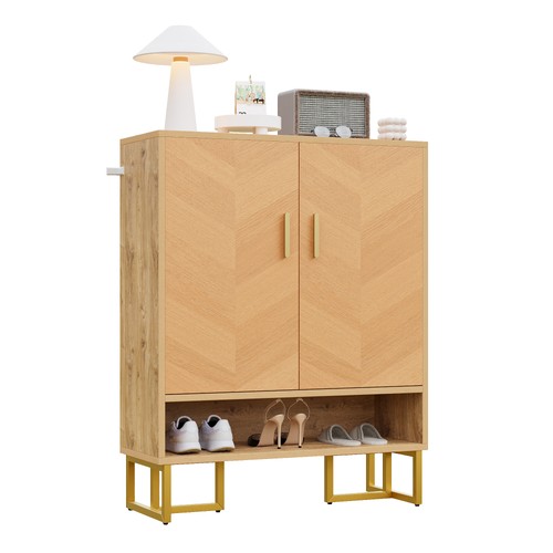 Minimalistischer schuhschrank - minimalistischer,