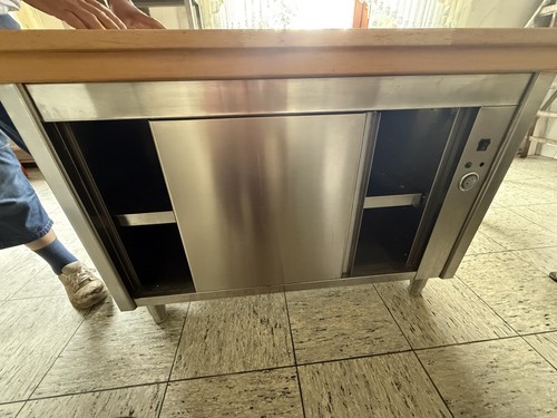 Warmhalteschrank mit großer
