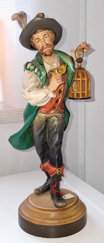 Holzfigur geschnitzt